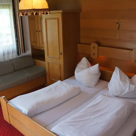 Haus Tiroler Heimat *